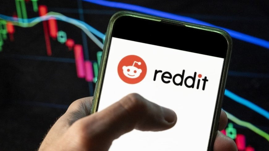 cổ phiếu reddit là gì